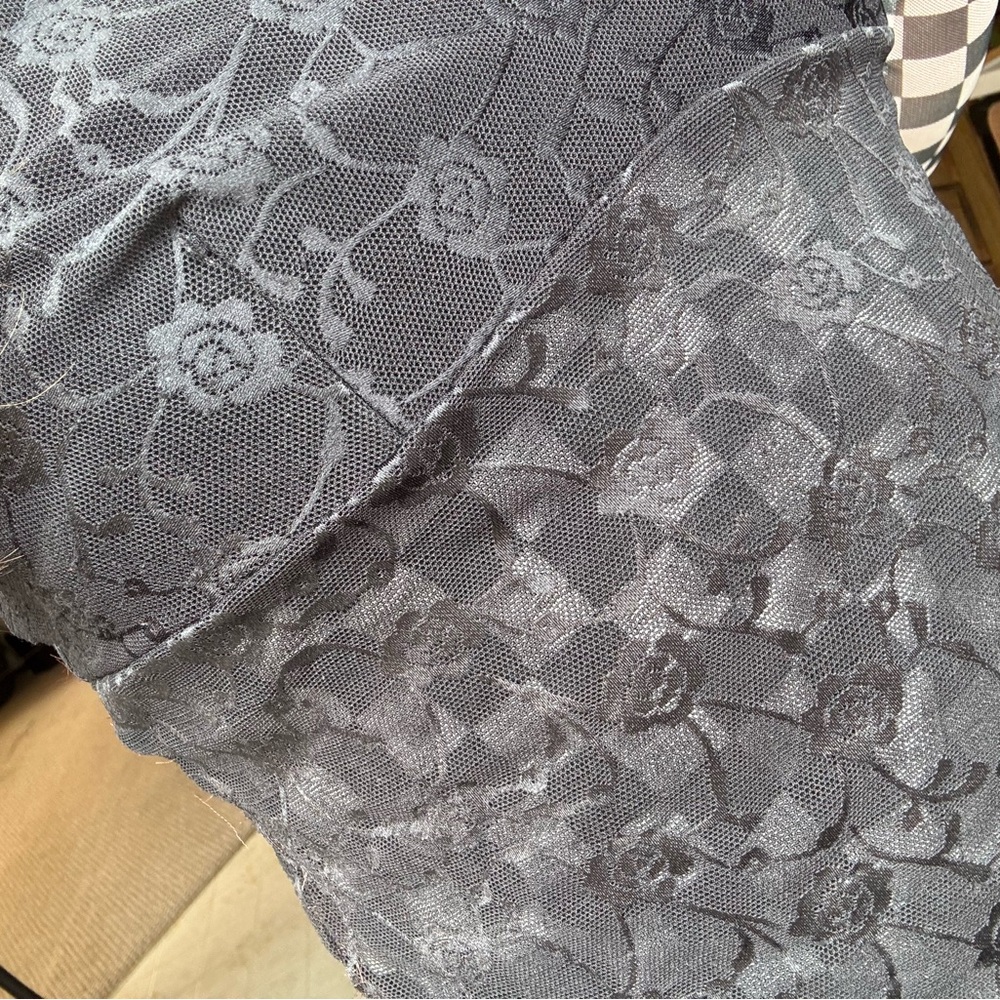 Vassarette Gray Lace Tank Top